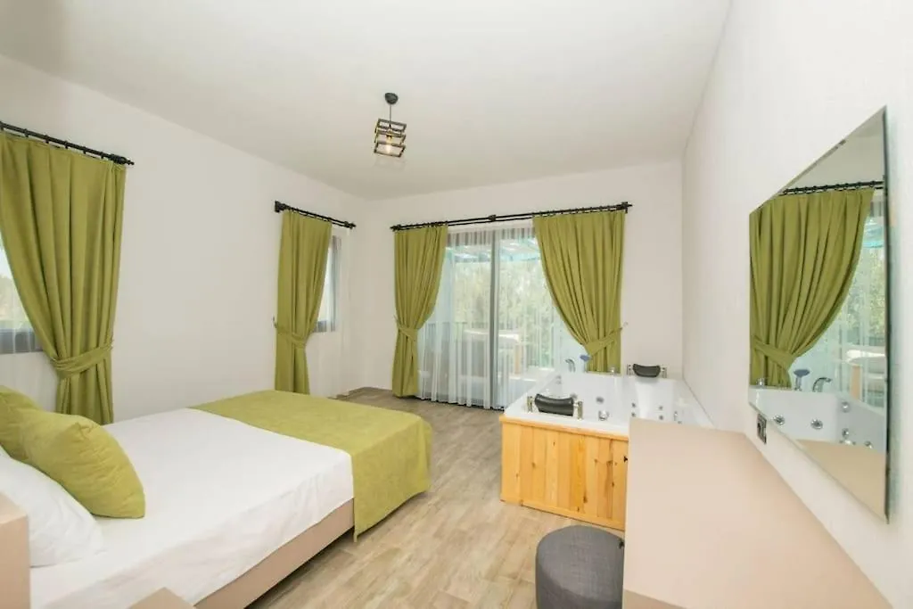 Fethiye Merkezde Lueks Villa Pamela 1 0*,